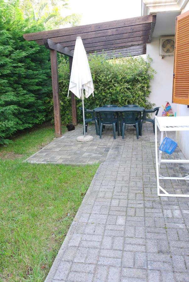 Appartamenti Ginevra Santa Maria al Bagno Exterior foto